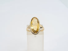 Load image into Gallery viewer, 7018: Vintage:(1996) Large Oval Lemon Citrine Dress Ring- lovely cut and colours
