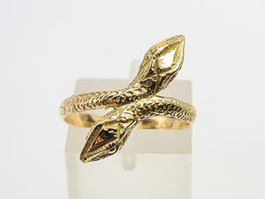 Vintage: 18ct Gold Double-Headed Snake Ring -Very fine piece