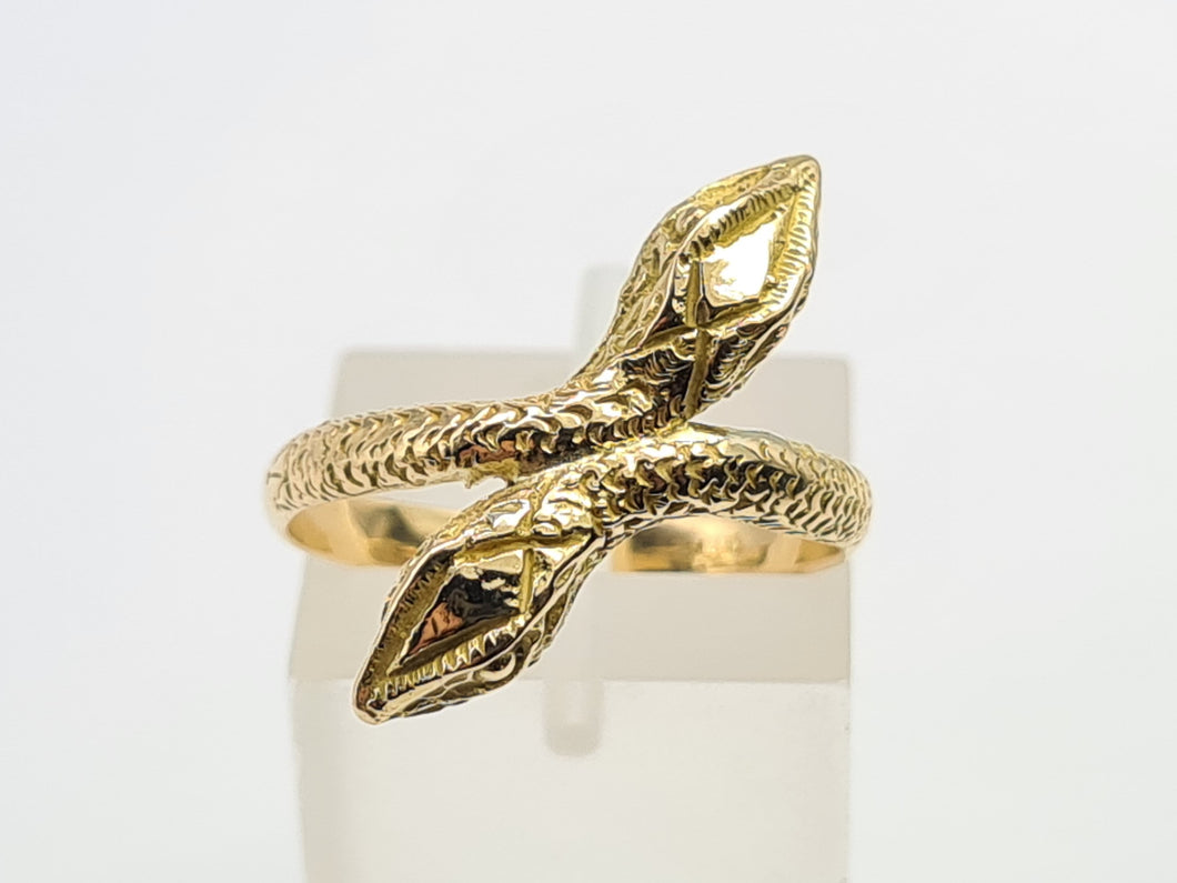 Vintage: 18ct Gold Ornate Double-Headed Snake Ring
