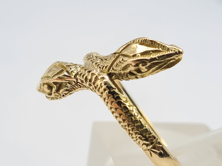 Vintage: 18ct Gold Ornate Double-Headed Snake Ring