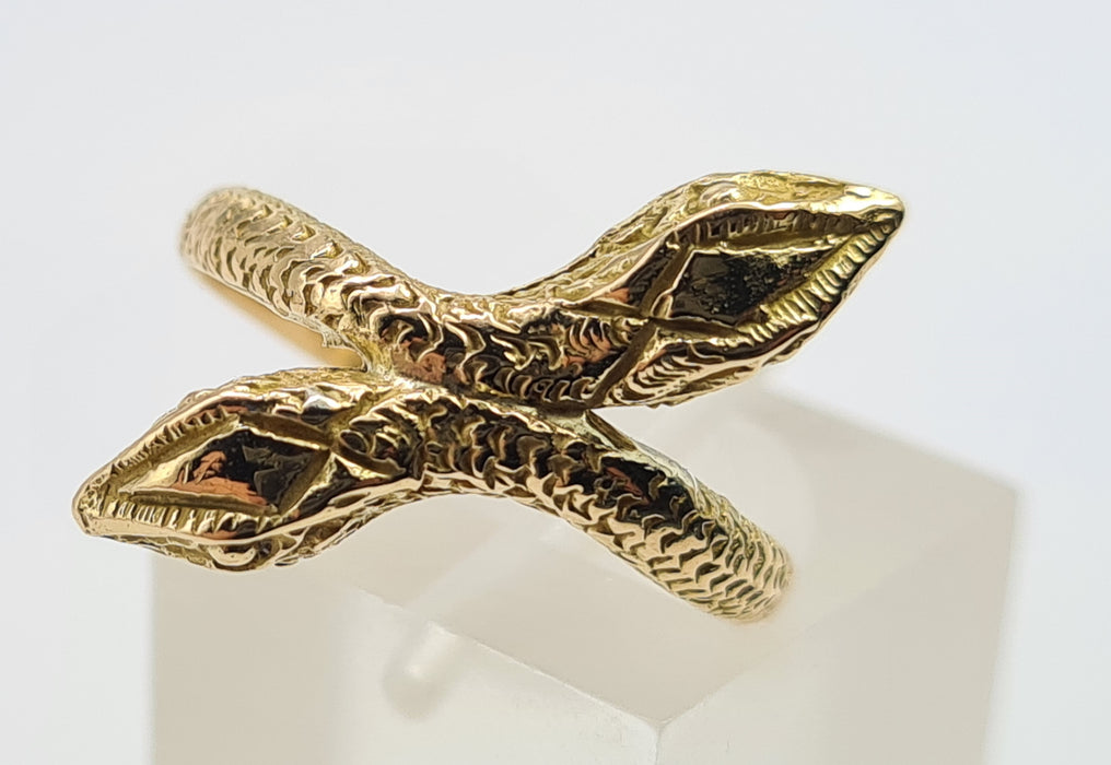 Vintage: 18ct Gold Ornate Double-Headed Snake Ring