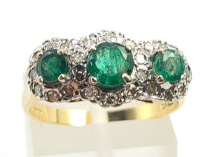 9011-Vintage (1976) 18ct Gold Vibrant Emeralds Trilogy 24 Brilliant Cut Diamonds- hallmarked in London in 1976