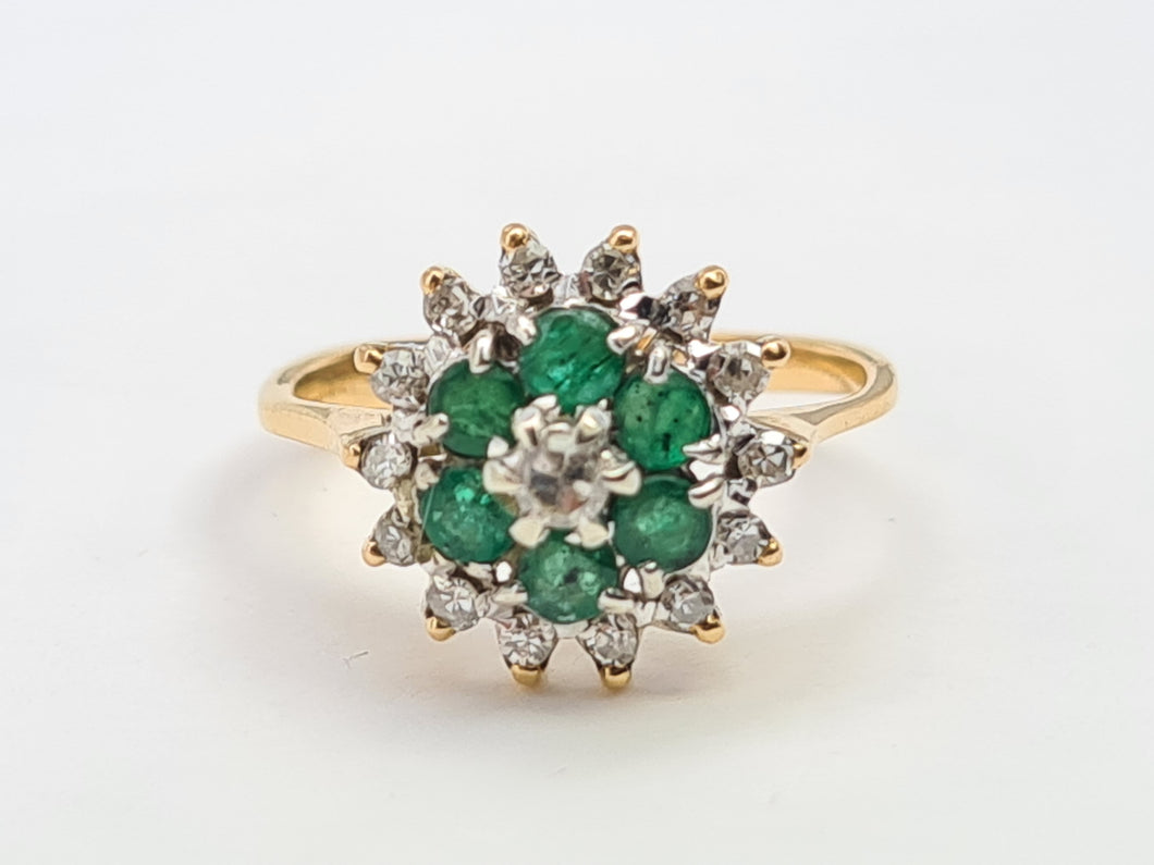 0131: Vintage: 18ct Gold Emeralds Diamonds Flower Head Ring - sparkling symmetry