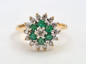 0131: Vintage: 18ct Gold Emeralds Diamonds Flower Head Ring - sparkling symmetry