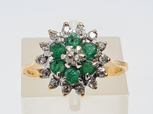 0131: Vintage: 18ct Gold Emeralds Diamonds Flower Head Ring - sparkling symmetry