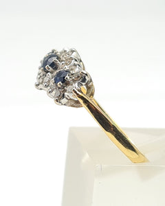 0160: Vintage: 18ct Gold French Blue Sapphires 18 Diamonds Dress Ring