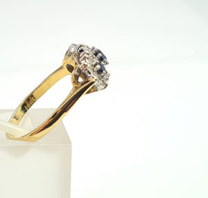 0160: Vintage: 18ct Gold French Blue Sapphires 18 Diamonds Dress Ring