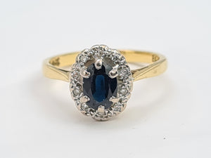 7371-Vintage Classic 18ct Gold French Blue Sapphires 10 Diamonds Halo Ring- fine example,  lovely sparkle