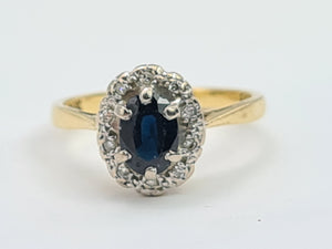 7371-Vintage Classic 18ct Gold French Blue Sapphires 10 Diamonds Halo Ring- fine example,  lovely sparkle