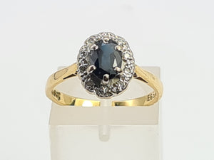 7371-Vintage Classic 18ct Gold French Blue Sapphires 10 Diamonds Halo Ring- fine example,  lovely sparkle