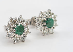 7375: Vintage Fabulous 18ct White Gold Emeralds 16 Diamonds Earrings- Captivating