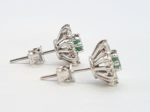 7375: Vintage Fabulous 18ct White Gold Emeralds 16 Diamonds Earrings- Captivating