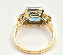 Load image into Gallery viewer, 0154:  Vintage: 9ct Gold Azure Blue Topaz Diamonds Cocktail Ring- FAB
