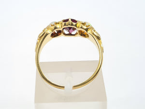 A7402 Vintage & Old 18ct Gold Mulberry Purple Amethyst Opals Dress Ring- lovely combination