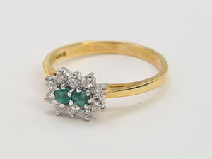 7418: Vintage (1983) Rare 18ct Gold Two Emeralds 10 Diamonds Dress Ring- lovely combination