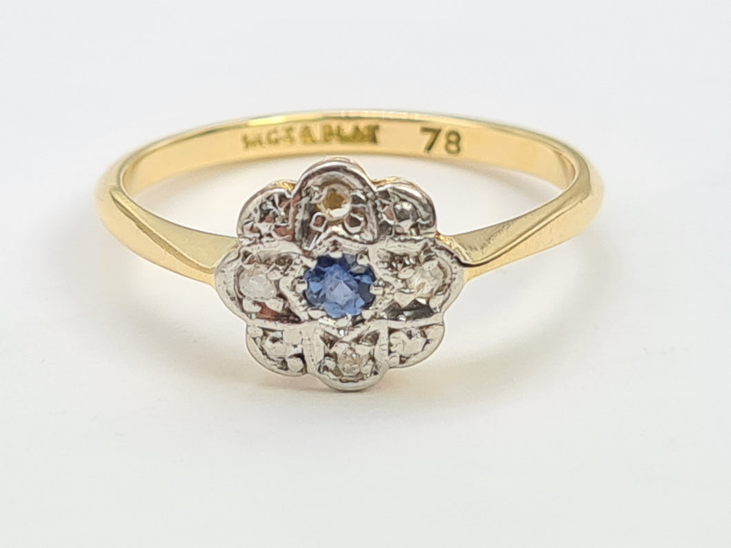 7435- Vintage 18ct Gold Cornflower Blue Sapphire 8 Diamonds Platinum Set- Art Deco Daisy Ring