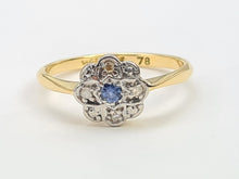 Load image into Gallery viewer, 7435- Vintage 18ct Gold Cornflower Blue Sapphire 8 Diamonds Platinum Set- Art Deco Daisy Ring
