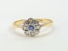 Load image into Gallery viewer, 7435- Vintage 18ct Gold Cornflower Blue Sapphire 8 Diamonds Platinum Set- Art Deco Daisy Ring
