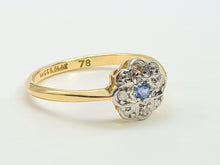 Load image into Gallery viewer, 7435- Vintage 18ct Gold Cornflower Blue Sapphire 8 Diamonds Platinum Set- Art Deco Daisy Ring
