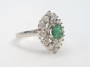 7409-Vintage: 18ct White Gold Emerald Diamonds Statement Cluster Ring- superb