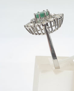 7409-Vintage: 18ct White Gold Emerald Diamonds Statement Cluster Ring- superb