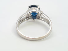 Load image into Gallery viewer, 7447- Vintage: 18ct White Gold Pear Cut French Blue Sapphire Solitaire- crisp, clean lines, nice weight,
