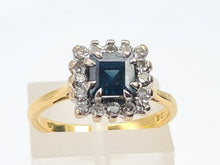 Load image into Gallery viewer, 7448: Vintage: 18ct Gold Princess Cut Blue Sapphire 16 Diamonds Square Set Ring- Hallmarked London 1968
