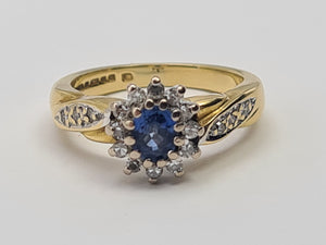 7462: Vintage: 18ct Gold French Blue Sapphire 18 Diamonds Dress Ring- fine example