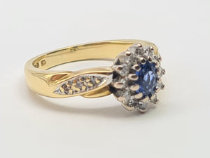 7462: Vintage: 18ct Gold French Blue Sapphire 18 Diamonds Dress Ring- fine example