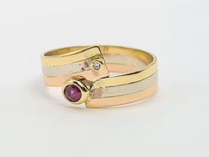 7422- Vintage  Rare; 18ct Yellow, White, Rose Gold Ruby Diamond band- superb condition, lovely combination