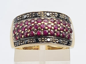 7480: Vintage: 9ct Gold 12 Black Diamonds 31 rich Red Rubies Cocktail Ring- exquisite, statement ring, d