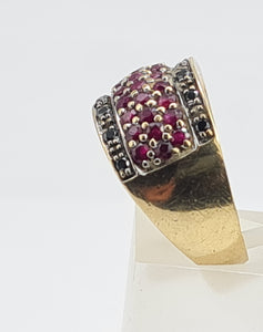 7480: Vintage: 9ct Gold 12 Black Diamonds 31 rich Red Rubies Cocktail Ring- exquisite, statement ring, d