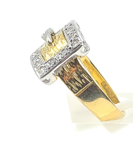 7483: Vintage: (London) 1974- 18ct Gold 17 Round Cut Diamonds Buckle Ring- 50 years old- heavy,