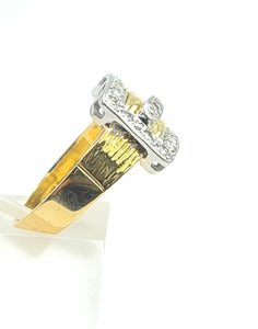 7483: Vintage: (London) 1974- 18ct Gold 17 Round Cut Diamonds Buckle Ring- 50 years old- heavy,