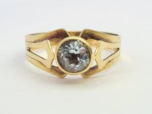 7489: Vintage: Rare 14ct Gold Round Cut Blue Aquamarine Dress Ring- Dramatic set, lovely colours