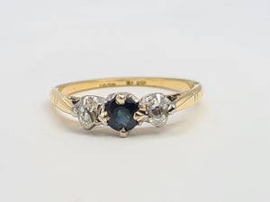 7494: Antique Art Deco: 18ct Gold Platinum Blue Sapphire Diamonds Ring- Splendid