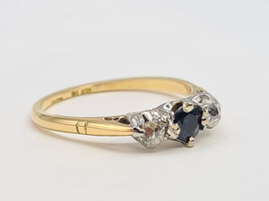 7494: Antique Art Deco: 18ct Gold Platinum Blue Sapphire Diamonds Ring- Splendid