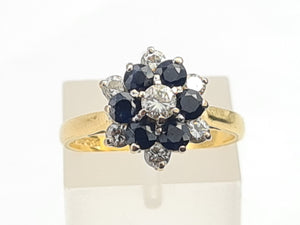 7498: Vintage: 18ct Gold 7 Sapphires 6 Diamonds (0.6ct) Diamonds Flower Head Ring- from 1978- 46 years old