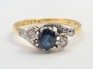 7501 Vintage: (1964) 18ct Gold Blue Sapphire Twin Diamonds Illusion Set Cocktail Ring- 60 years old