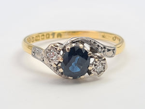 7501 Vintage: (1964) 18ct Gold Blue Sapphire Twin Diamonds Illusion Set Cocktail Ring- 60 years old