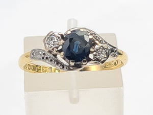 7501 Vintage: (1964) 18ct Gold Blue Sapphire Twin Diamonds Illusion Set Cocktail Ring- 60 years old