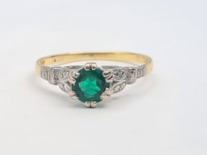 7508: Antique Art Deco; 10ct Gold Platinum Emerald Solitaire - Approximately 90 years old.