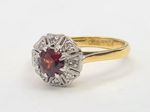 7509: Vintage Old 18ct Gold Platinum Set Garnet Diamonds Ring- Art Deco Design,