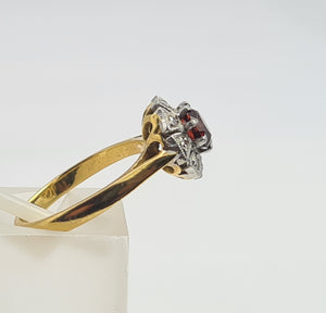 7509: Vintage Old 18ct Gold Platinum Set Garnet Diamonds Ring- Art Deco Design,