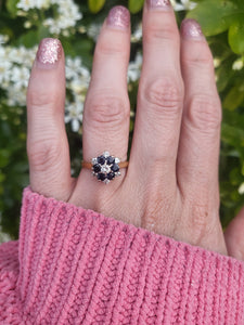 7498: Vintage: 18ct Gold 7 Sapphires 6 Diamonds (0.6ct) Diamonds Flower Head Ring- from 1978- 46 years old