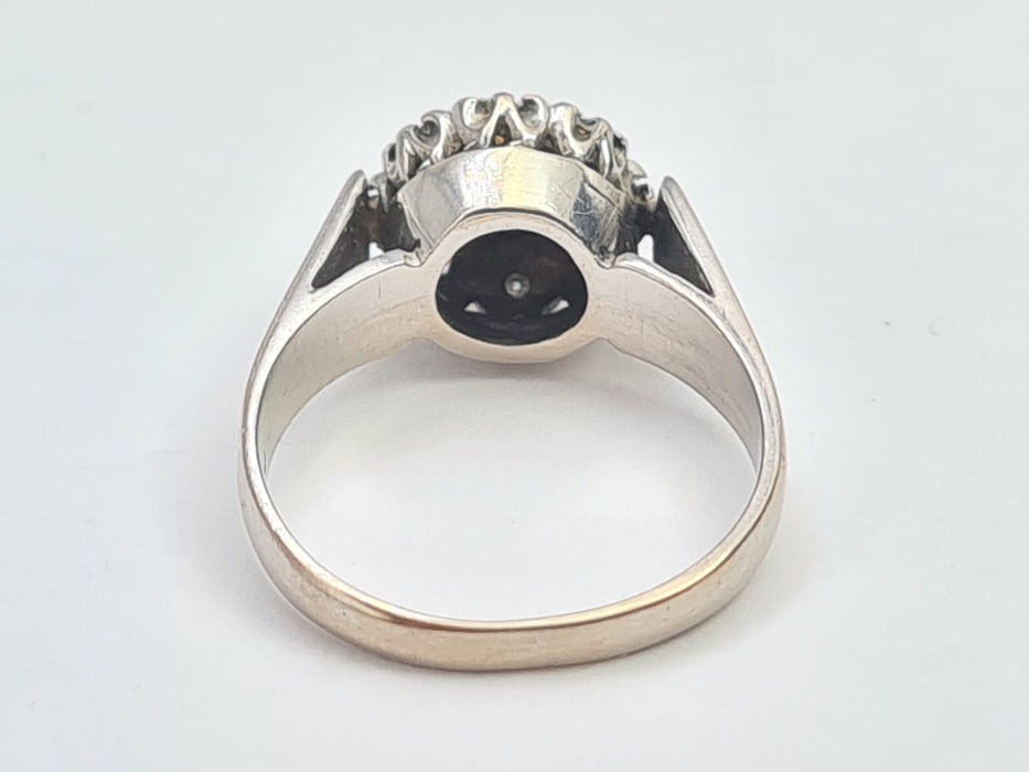 2904: Vintage: 18ct White Gold French Blue Sapphire Diamonds Target Ring- From 1980