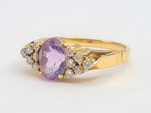 Load image into Gallery viewer, A7535:Vintage: 18ct Lilac Amethyst 12 Brilliant Cut Diamonds Ring= elegant, seductive, sparkling
