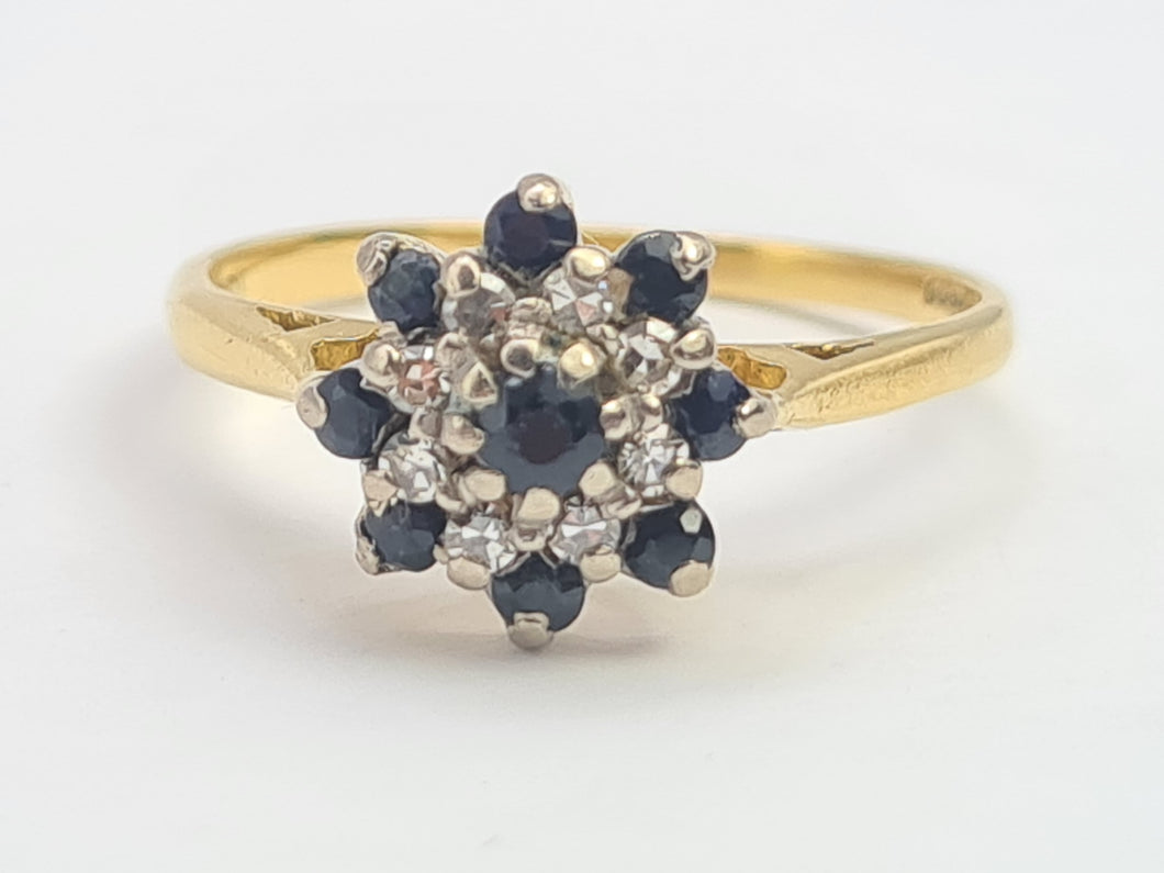 A7536: Vintage: 18ct Gold 9 French Blue Sapphires 8 Diamonds Floral Cluster Ring- lovely symmetry