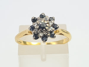 A7536: Vintage: 18ct Gold 9 French Blue Sapphires 8 Diamonds Floral Cluster Ring- lovely symmetry