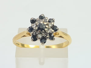 A7536: Vintage: 18ct Gold 9 French Blue Sapphires 8 Diamonds Floral Cluster Ring- lovely symmetry